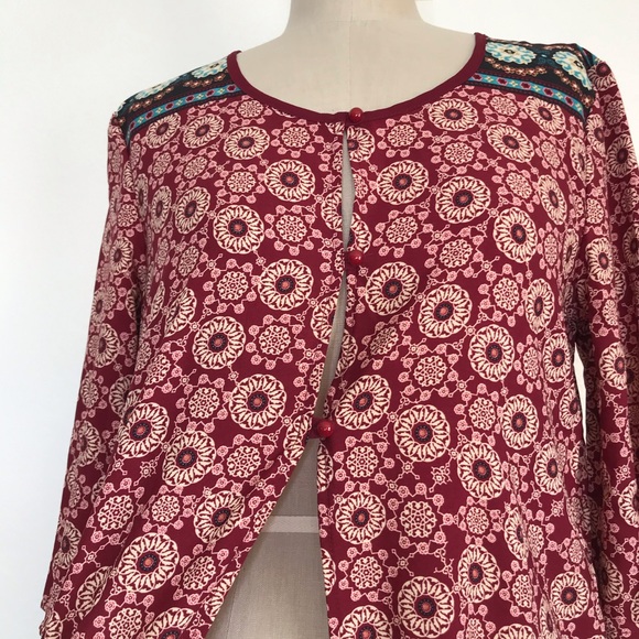 Romeo & Juliet Couture M Kimono - Picture 3 of 8